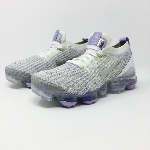 Nike Shoes - Nike Women's Air Vapormax Flyknit 3